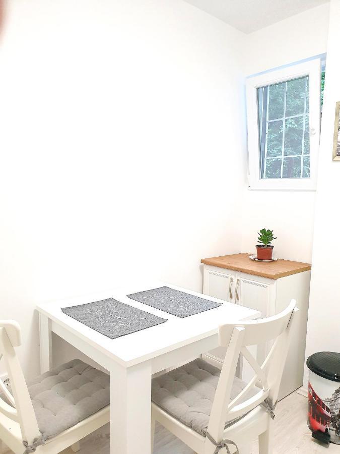 Apartment Iskra Белград Екстериор снимка