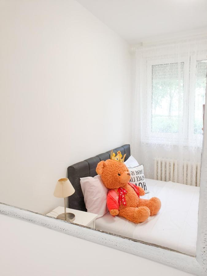 Apartment Iskra Белград Екстериор снимка