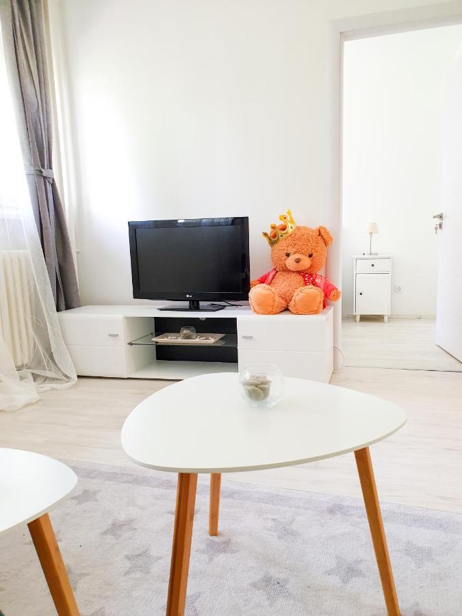 Apartment Iskra Белград Екстериор снимка