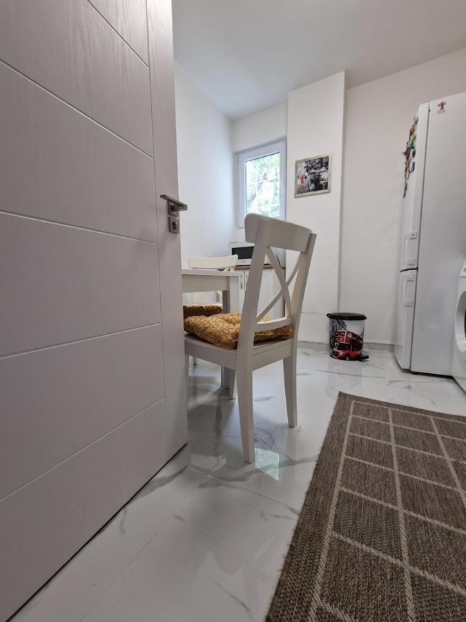 Apartment Iskra Белград Екстериор снимка