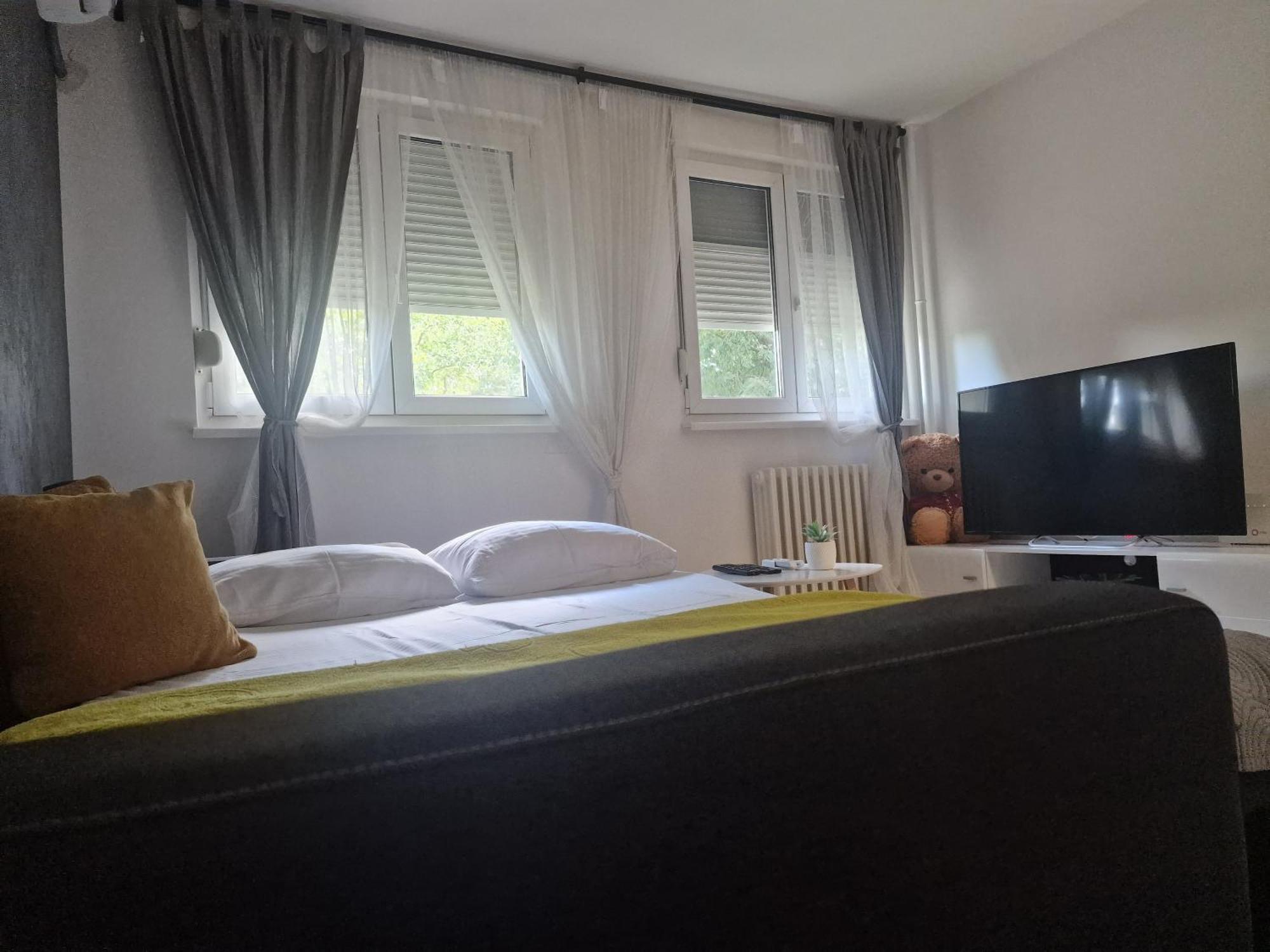 Apartment Iskra Белград Екстериор снимка